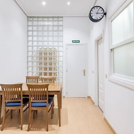 Апартаменты Apartamento Proximo A Gran Via Мадрид Экстерьер фото